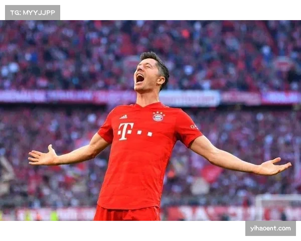 老将莱万完成五大联赛500场里程碑 生涯已入389球